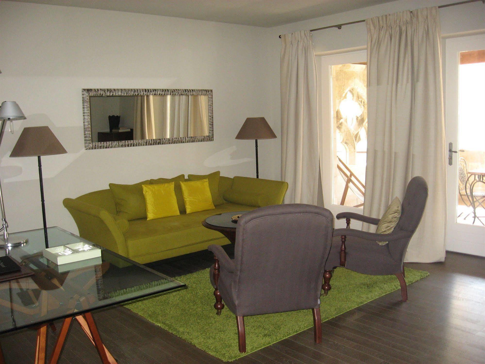 Le Prieure Otel Villeneuve-lès-Avignon Dış mekan fotoğraf