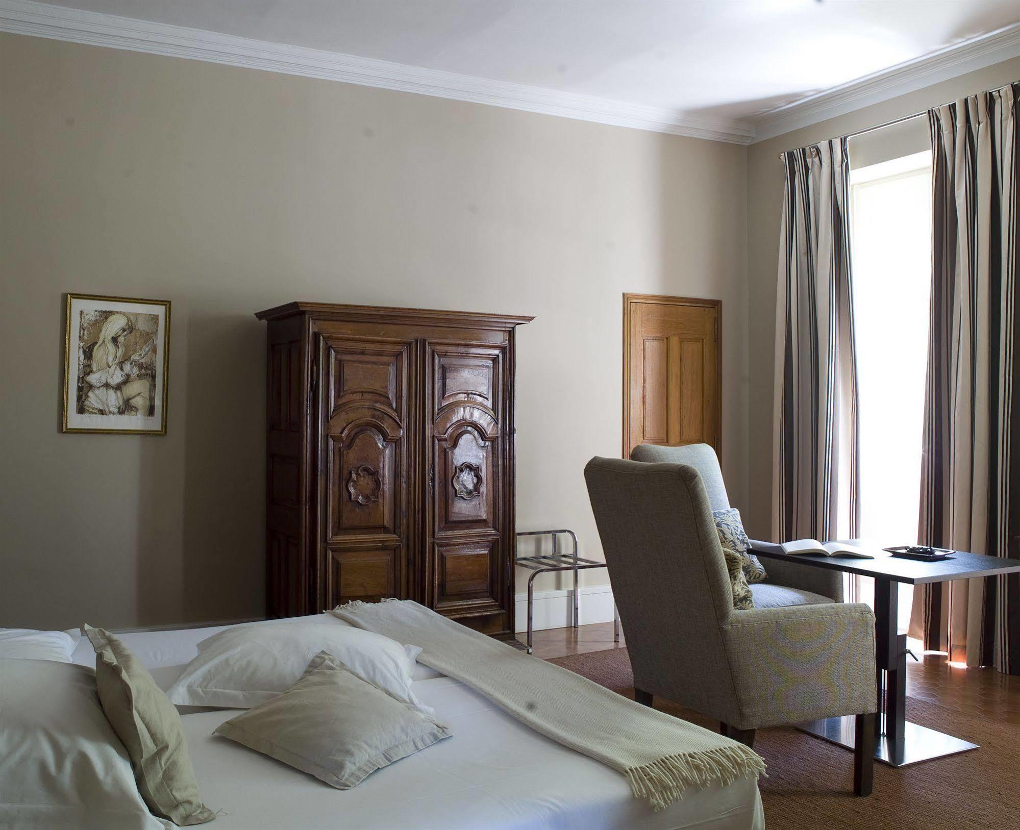 Le Prieure Otel Villeneuve-lès-Avignon Dış mekan fotoğraf